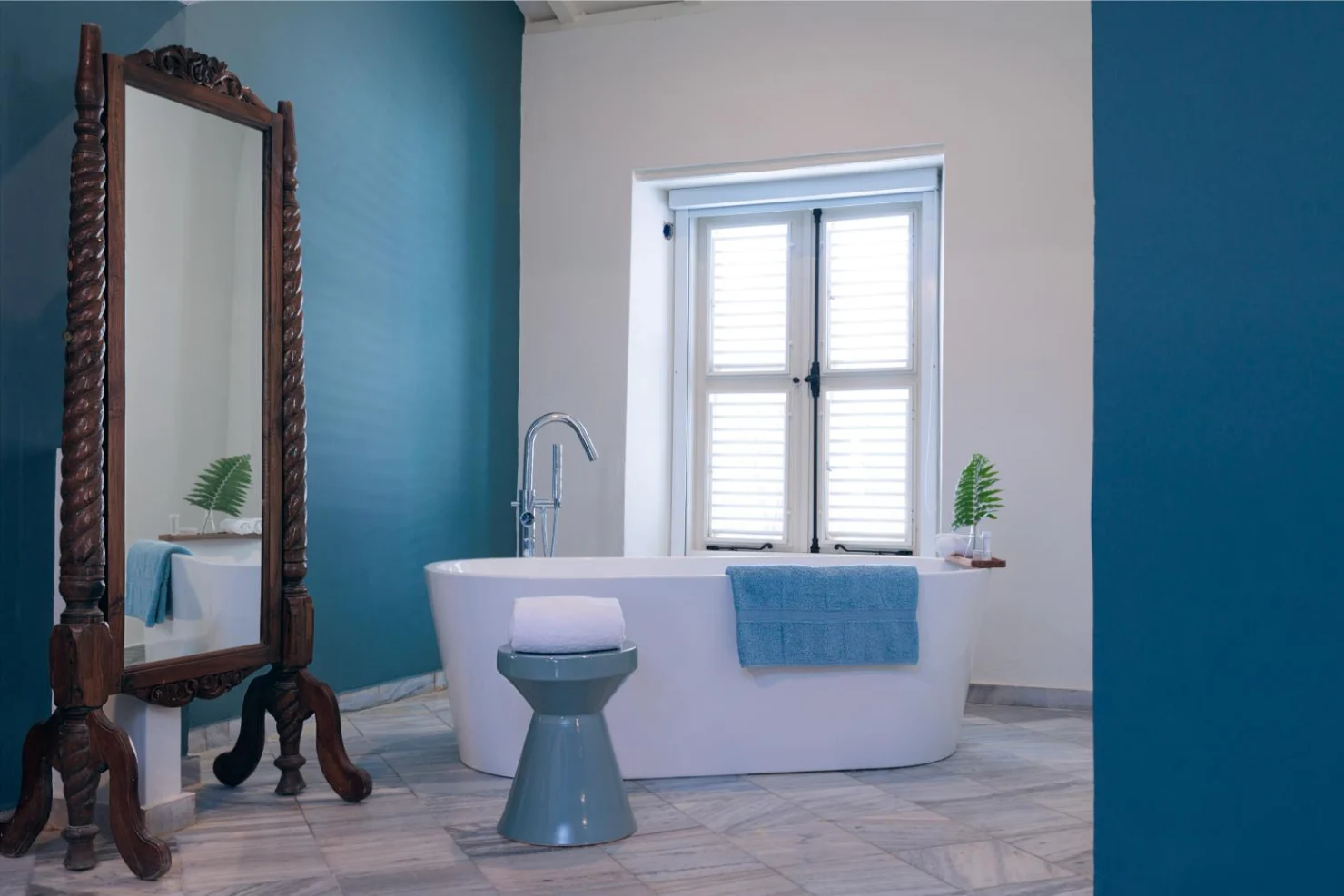 Junior Suite with bath Boutique Hotel Curacao Rooms Suites Willemstad Kura Botanica ()