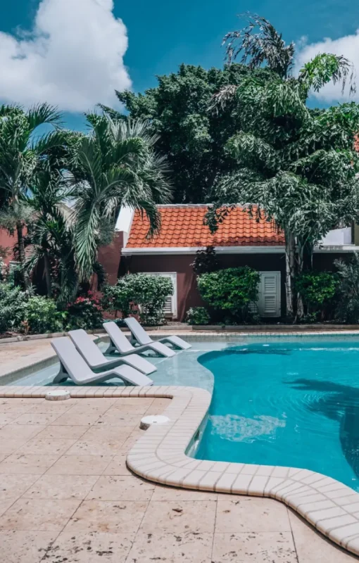 Kura botanica hotel curacao pool