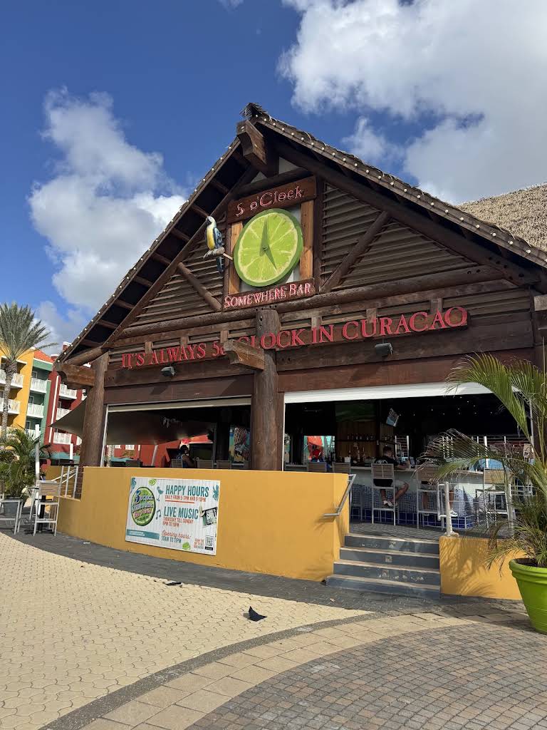 5 O’clock Somewhere Curaçao