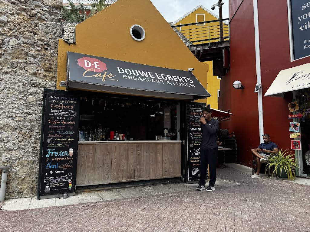 Douwe Egberts Café