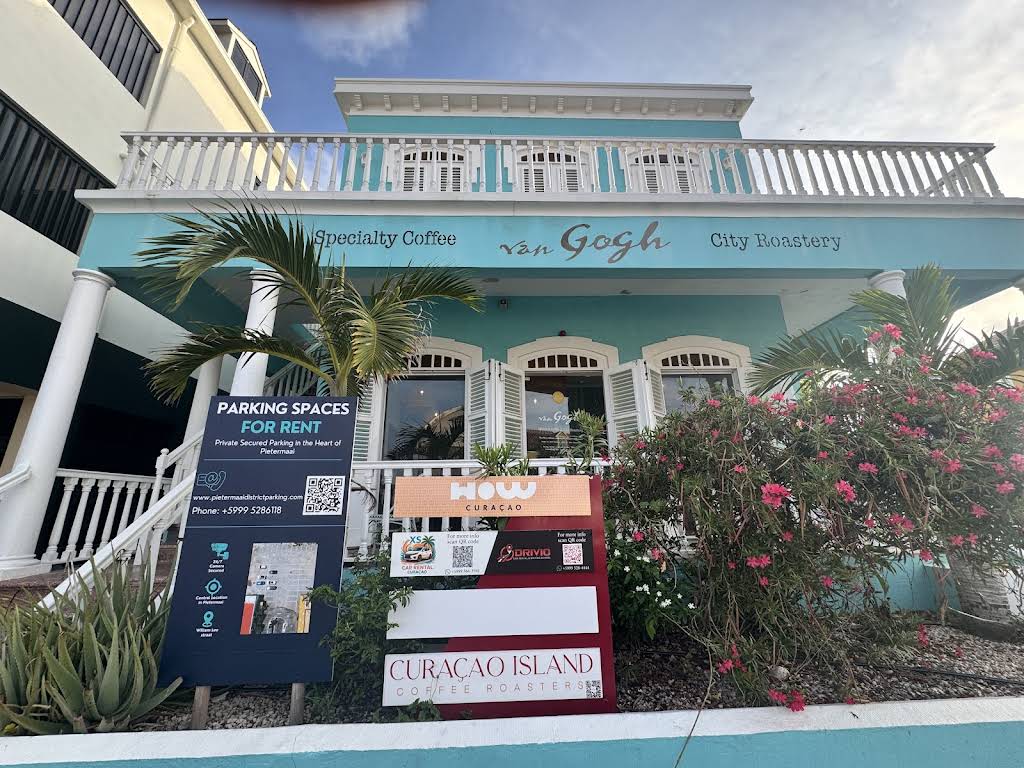Van Gogh Coffee shop. Hotel du Soleil Curacao