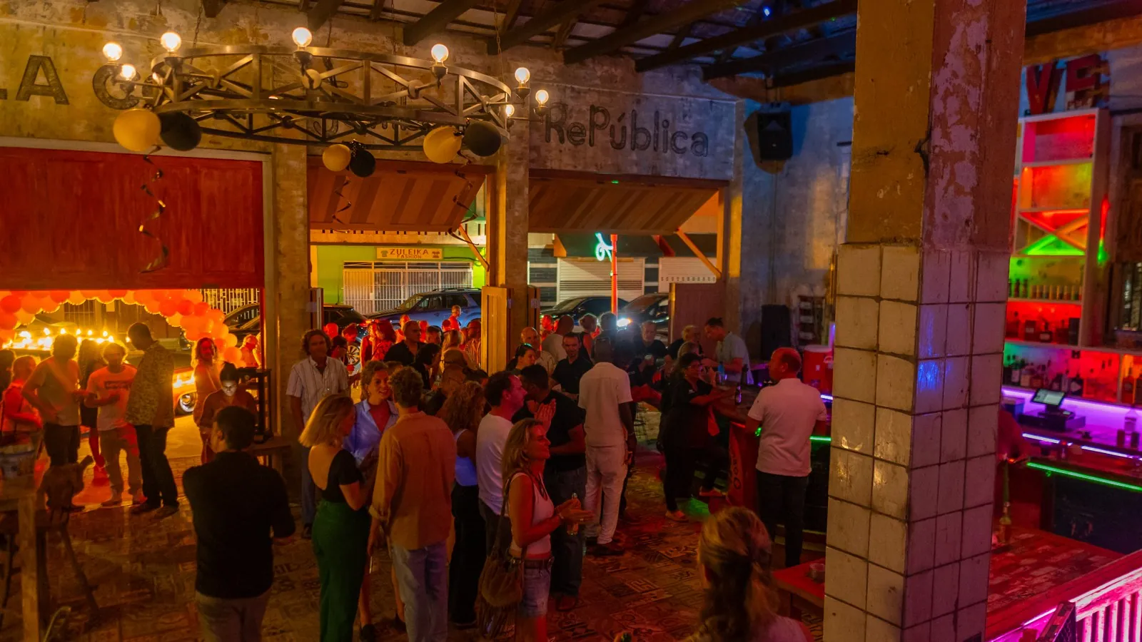 La Coco Jambo Favela Bar